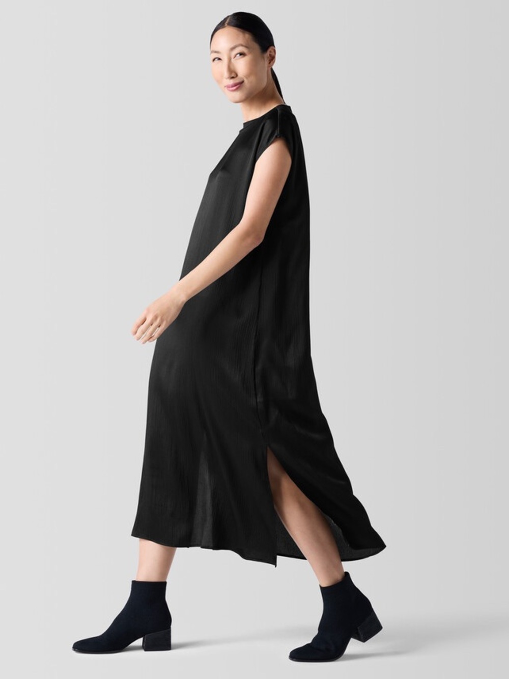 EILEEN FISHER $368 NWT XS Striated Silk Satin Bateau Neck Dress in Black